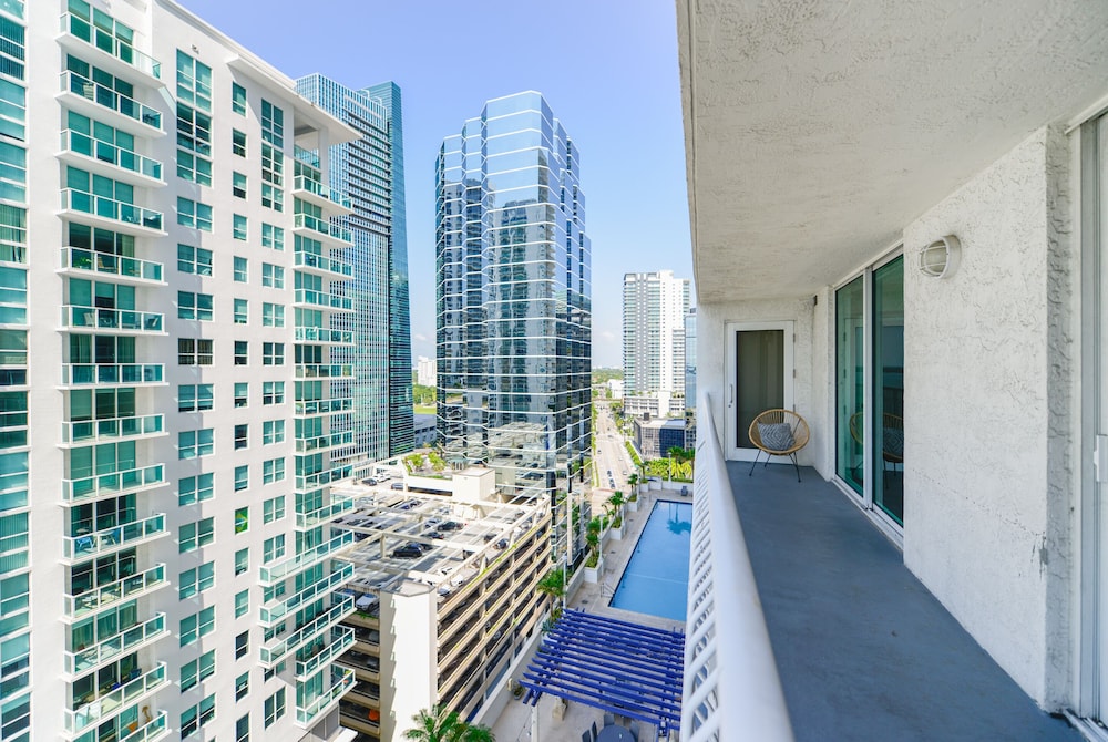 Stylish  Condo in Brickell Free Parking