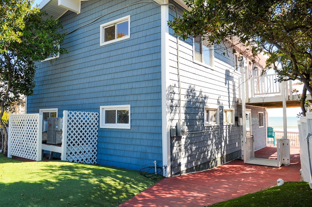 Sunray Cottage by Topsail Realty