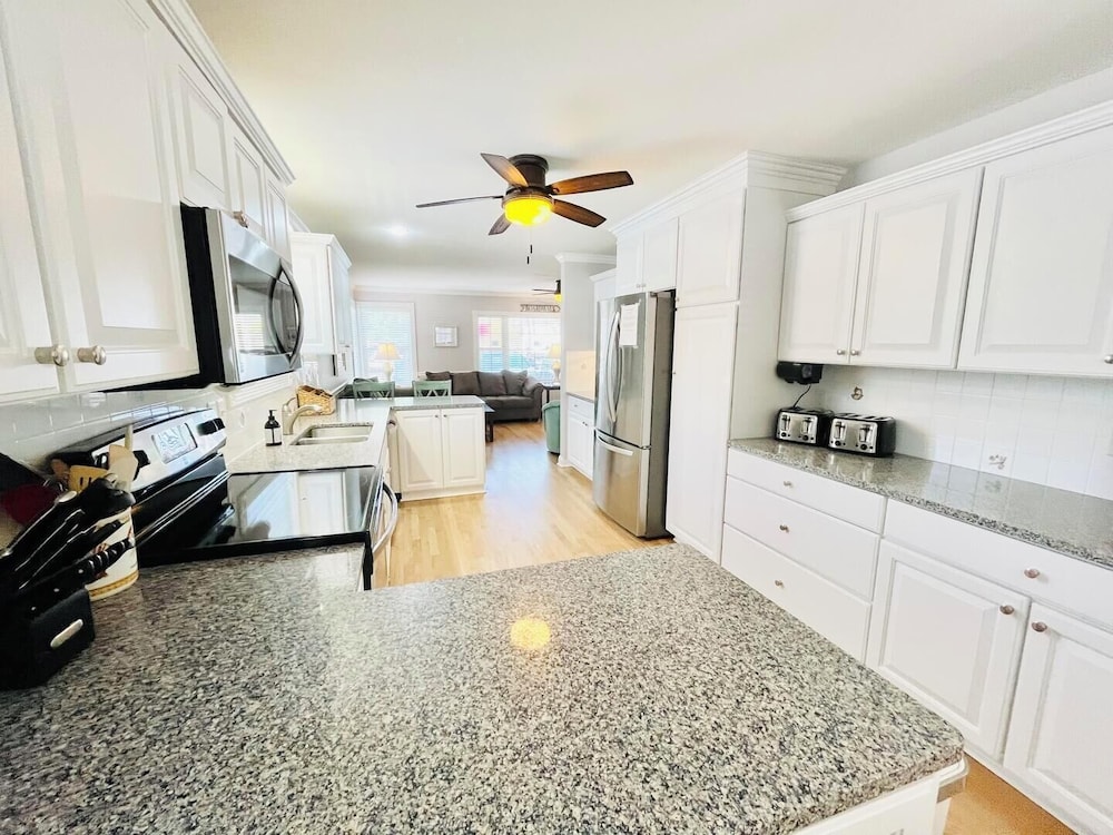 Wilmington Avenue 20B