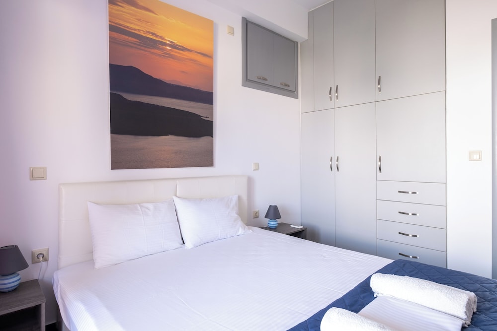 ADELPHI APARTMENTS
