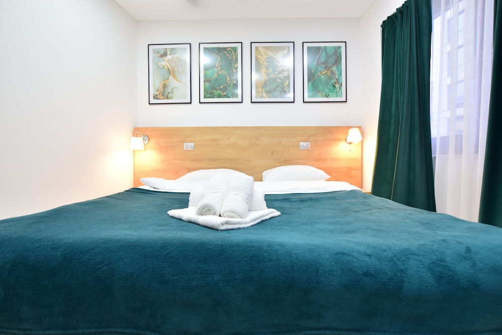 Dacia Residence Apartments view 5