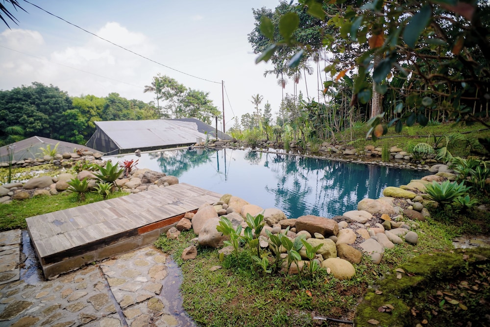 Villa Lingga Puncak