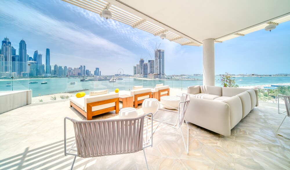 Five Palm Jumeirah Residences -Mint Stay