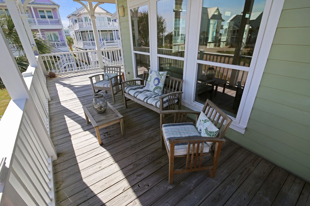 Seafoam House view 3