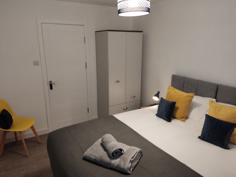 3-bed Cottage - Fast Wifi-big Garden - Town Centre
