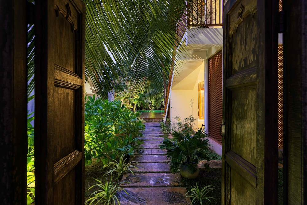 Kandakuliya Sunrise Beach Villas