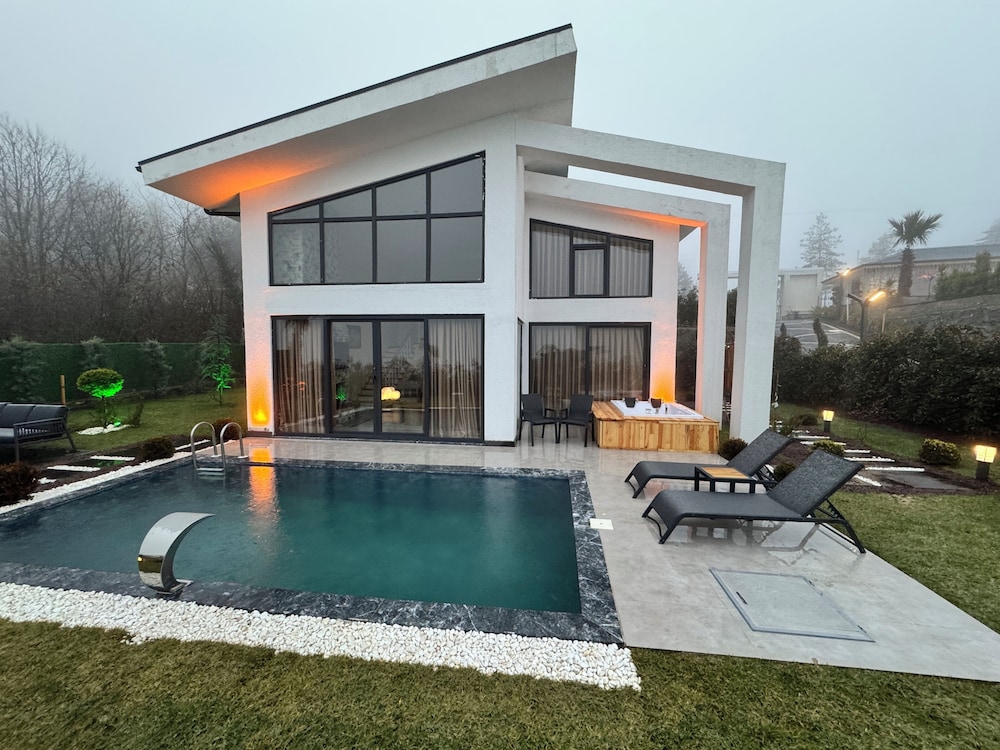 NİSH VADİ SAPANCA