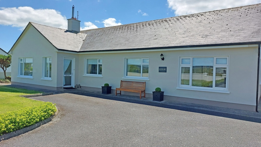 Southland Holiday Home