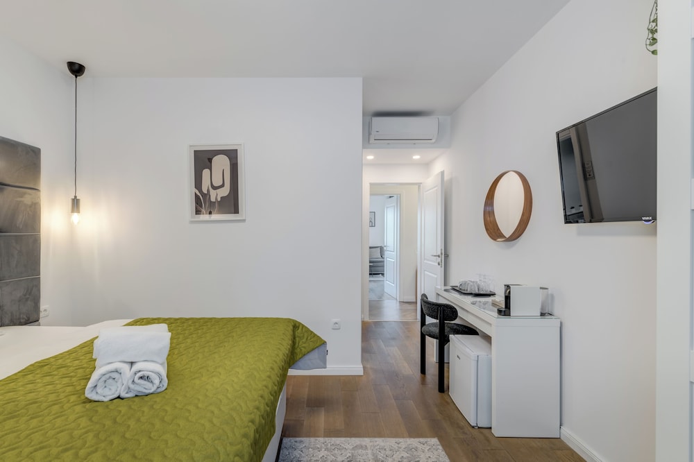 Finn Luxury Rooms