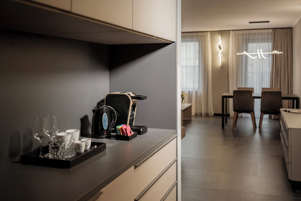 Isabella Suites