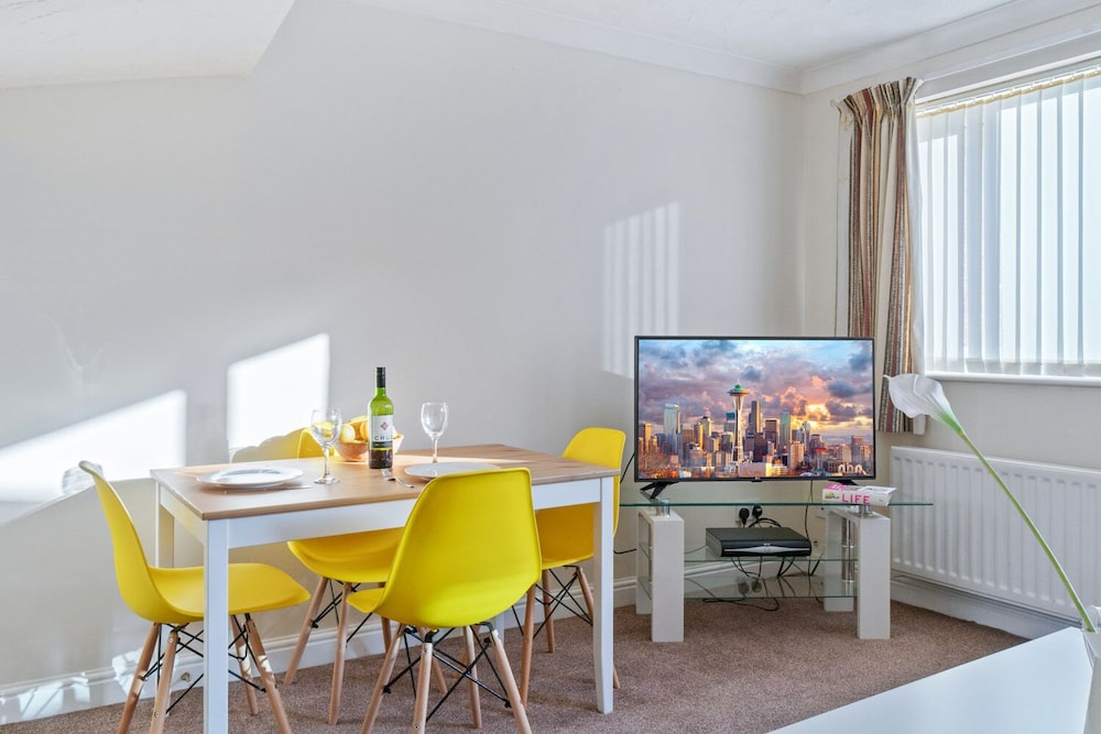 East Midlands House