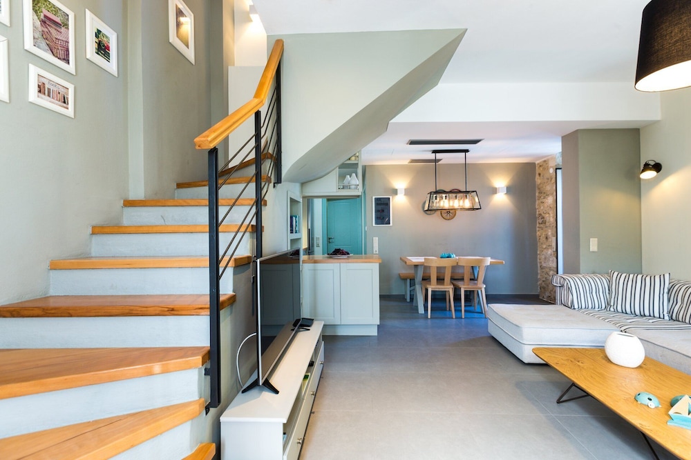 Philoxenia Residences