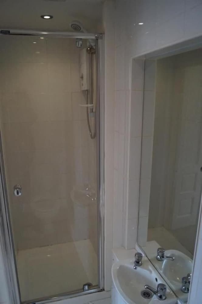133 A Park Road Stretford