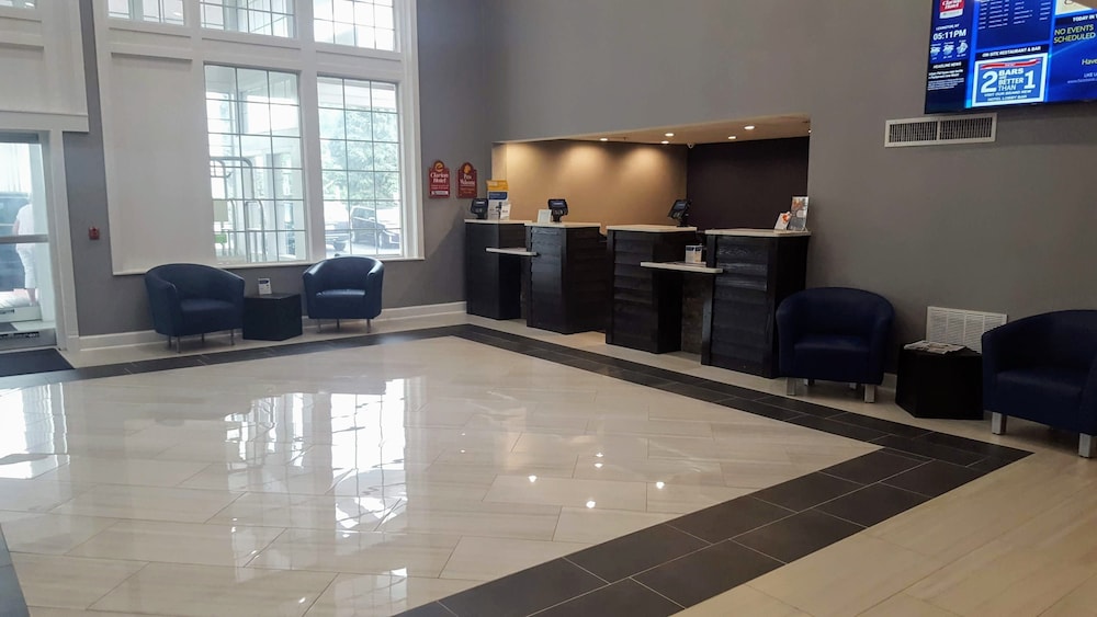 Lexington Vacations - Clarion Hotel Conference Center - North - Property Image 5