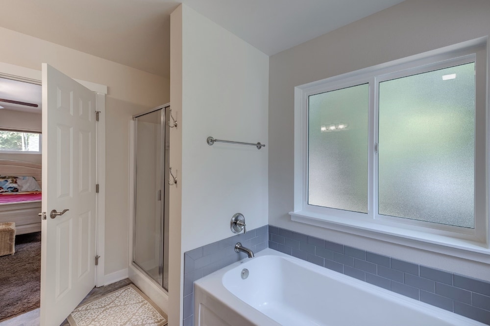 A Re-styled Single Story, 3-bedroom, 2-bath Ranch Style Cabin at Silver Lake