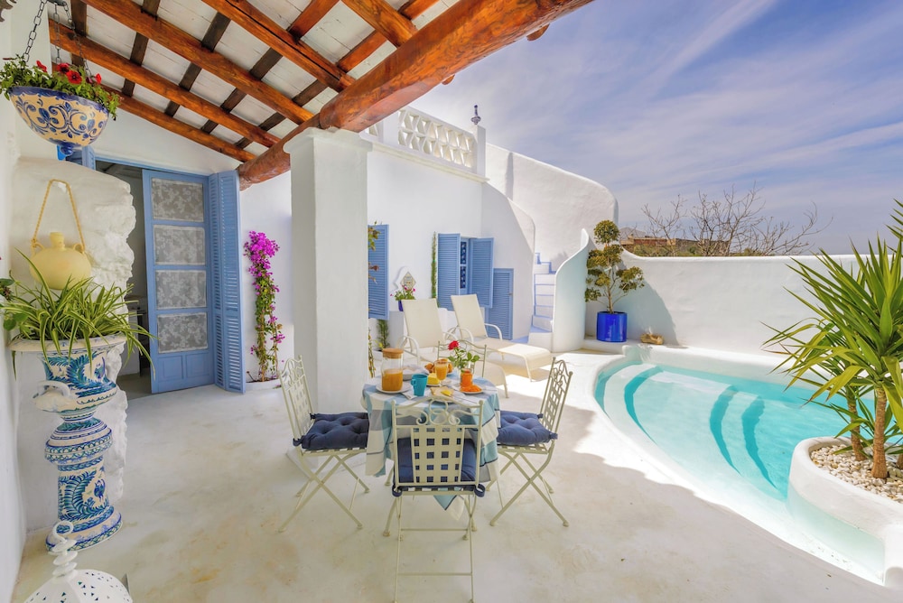Casa DE LA Tita Vitoria