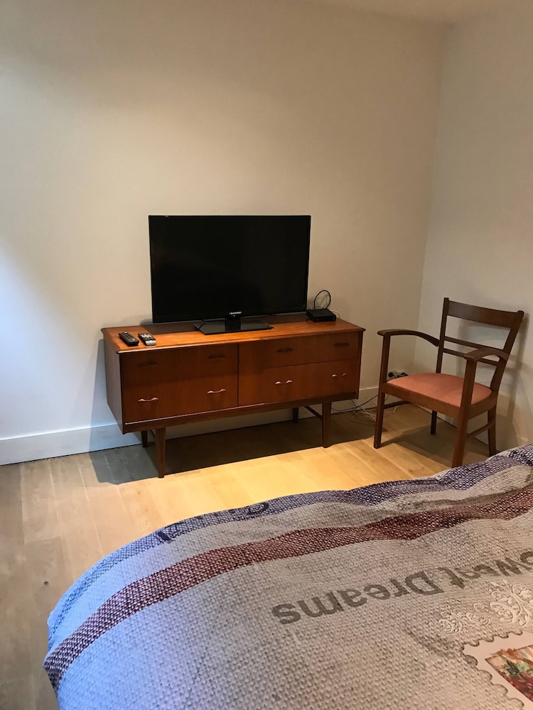 Comfortable Central And Quiet