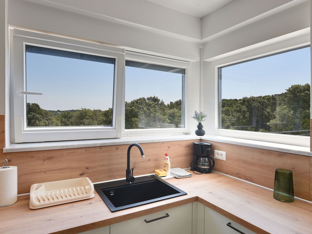 Apartment in Croatia Near Adriatic Coast view 5