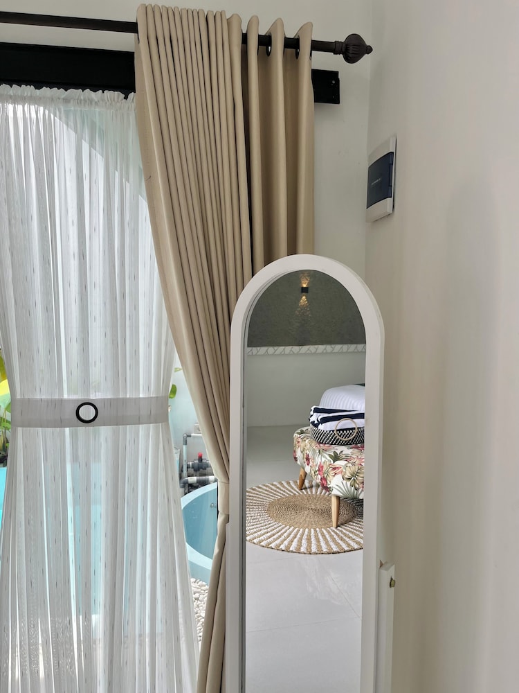 Villa Bale Tentrem Pamungkas