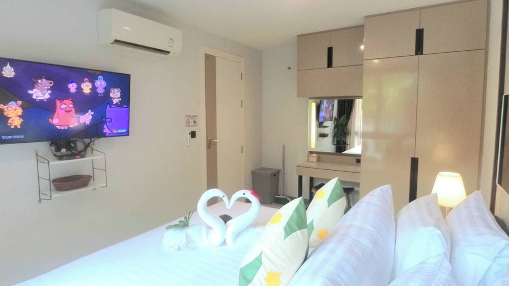 B307 - 1 Bedroom Condo Pool View Near Ao Nang Beach