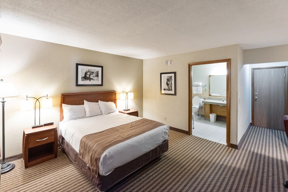 Emporia Vacations - Eleven Boutique Hotel - Property Image 27