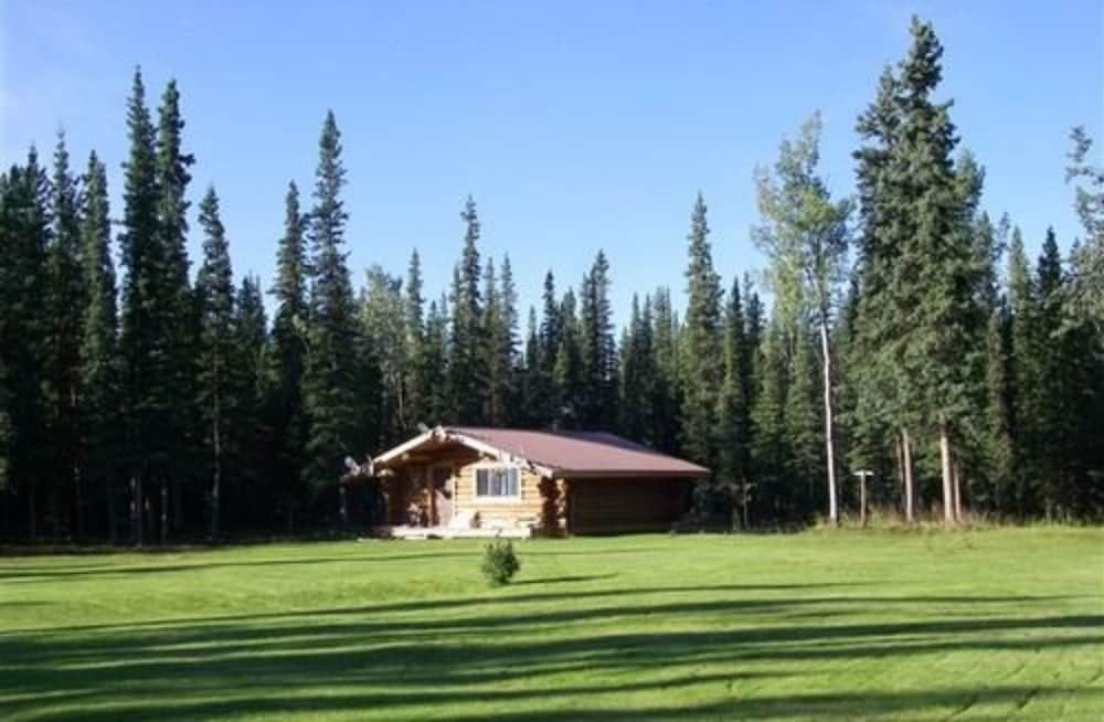 Hotel Cloudberry Cabin - Image 1