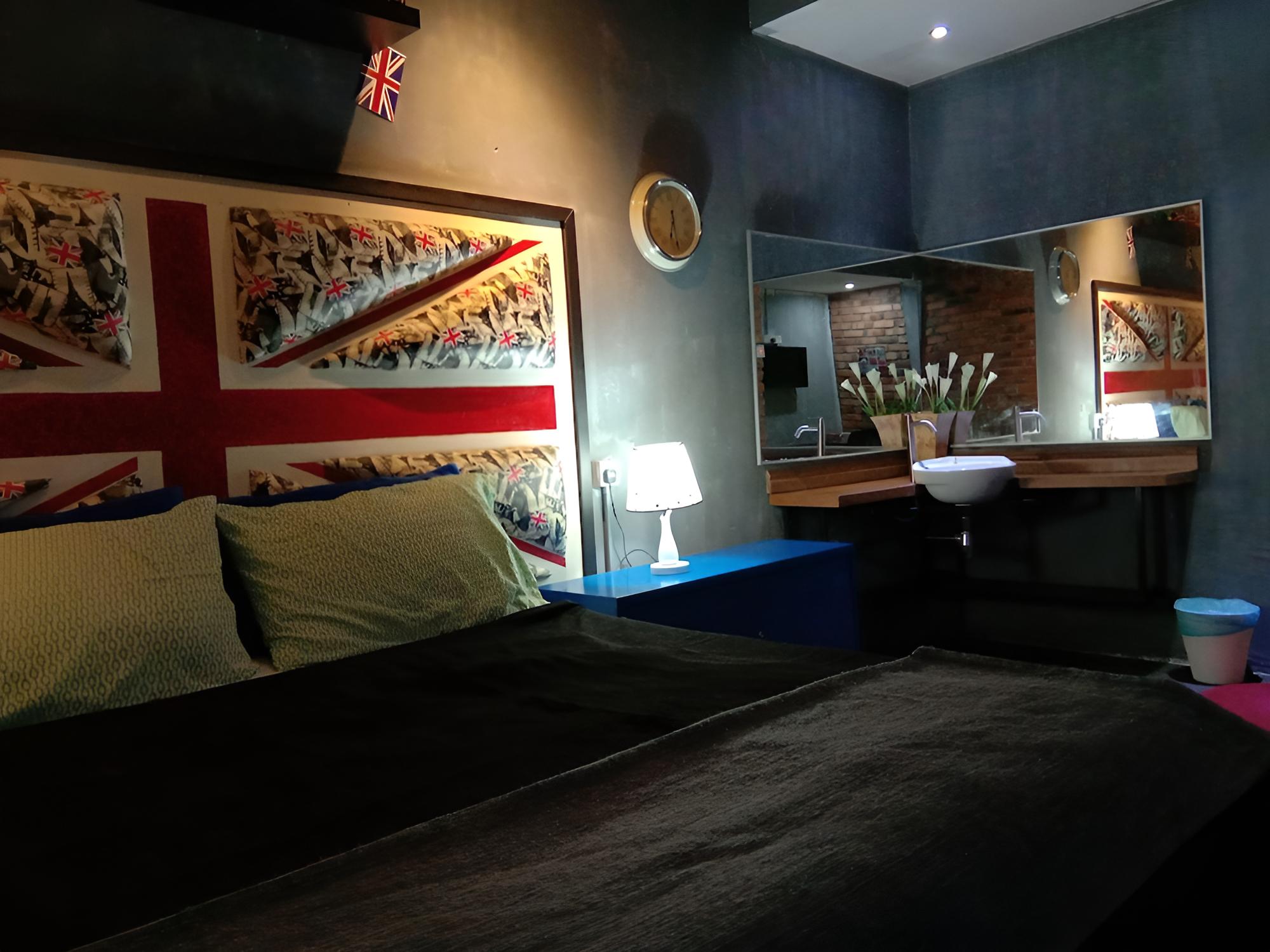 Bunker Hotel & Restaurant