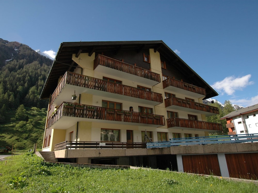 Apartment in Blatten With Mountain Views & Open Kitchen view 3