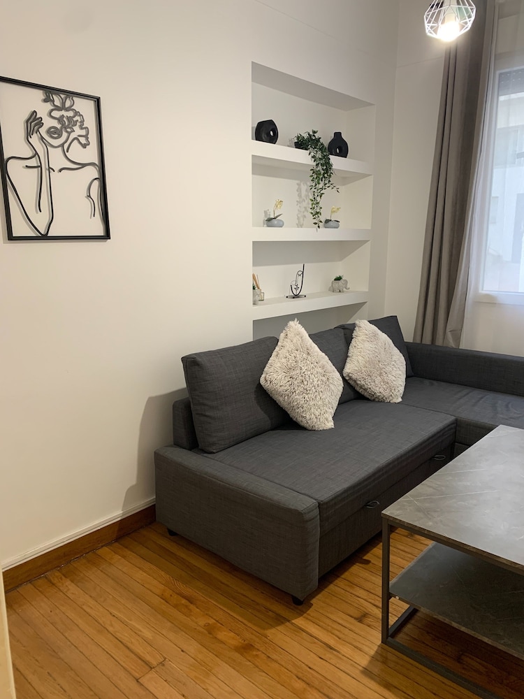 Aura Aura Apartment at Kolonaki