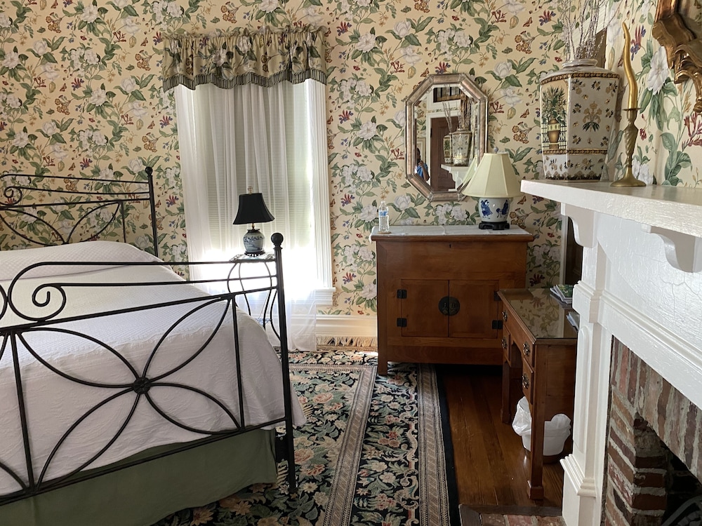 New Bern Vacations - Hanna House Bed  Breakfast - Property Image 53