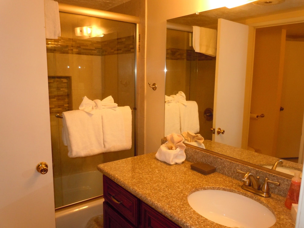 Snow Summit Townhouse Rentals & Sales