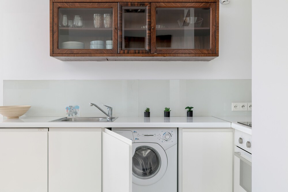 Studio Next to Spodek by Renters
