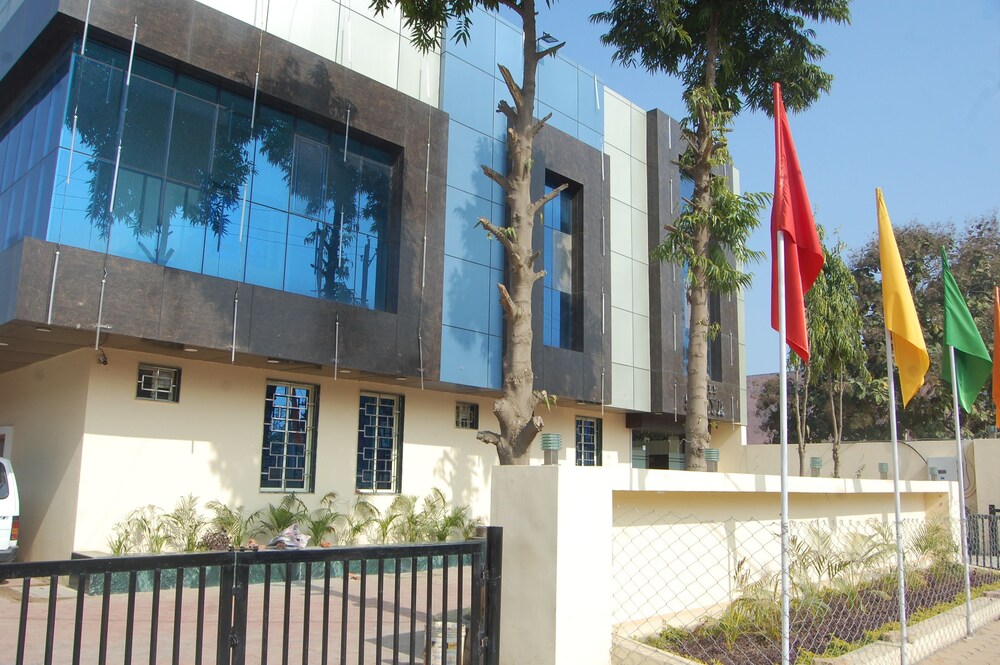 Hotel Surya