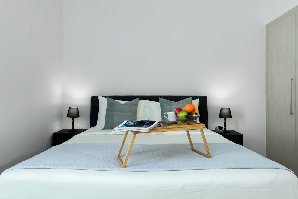 Maison Privee – Chic Yas Island Escape w/ Iconic Ferrari World Vws
