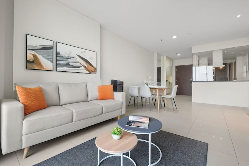 Central Royal Apartments by Emily