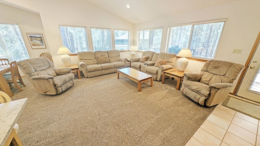Mt Hood 13 4 Bedroom Home
