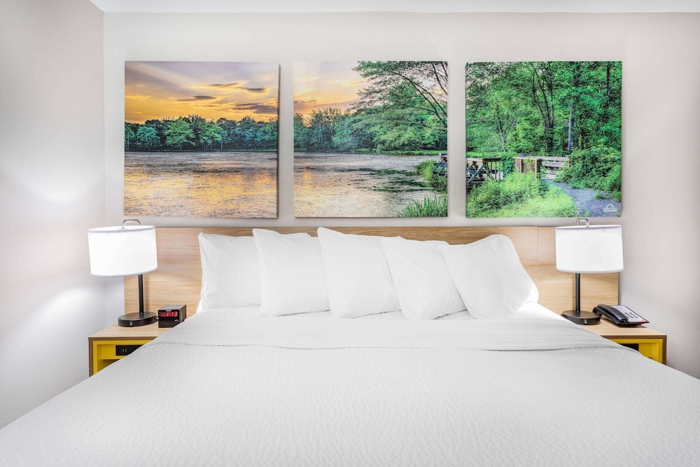 Days Inn by Wyndham N Orlando/Casselberry - Property Image 22