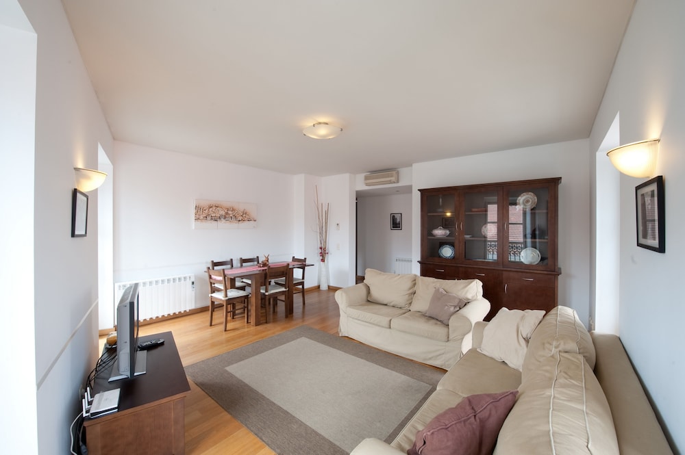 Chiado Apartments