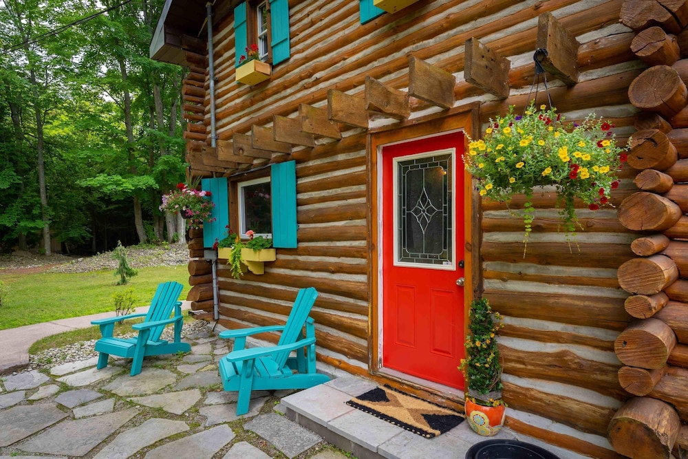 Nature Lovers Retreat log Home - L il Ranch