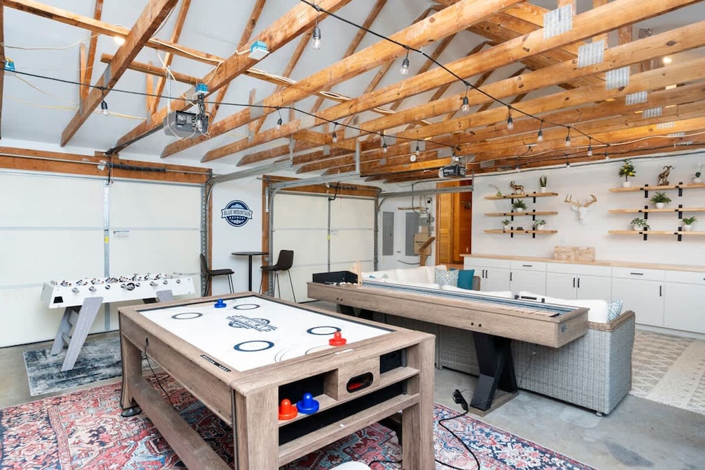 Love Afton Cabin - Family Home