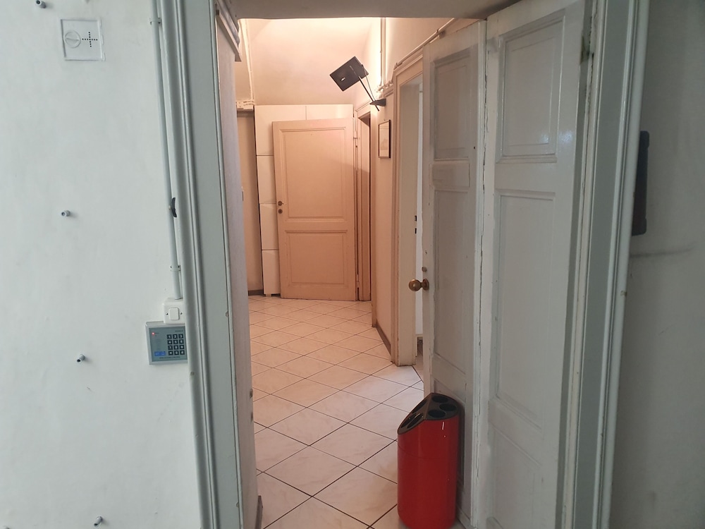 Family Groundfloor Flat Central Lugano