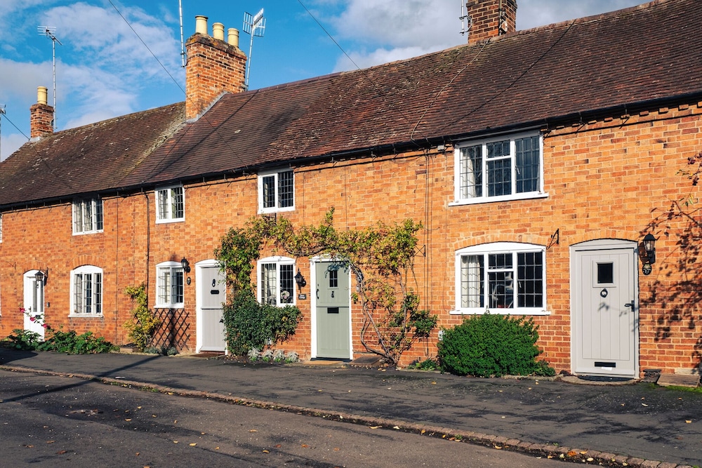 Two Cottages near Stratford-upon-Avon