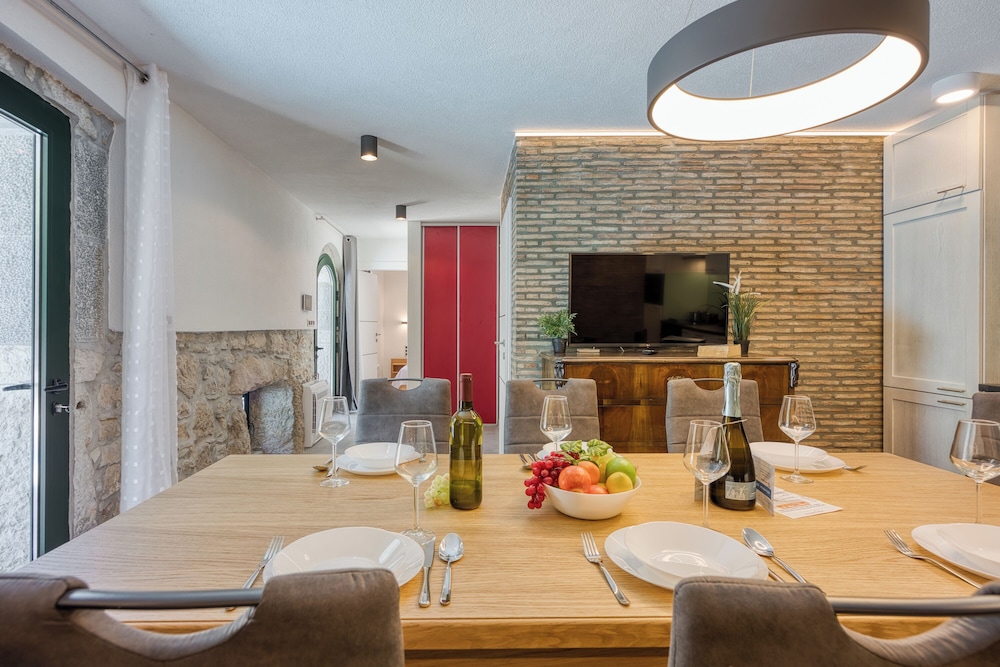 Stone Villa Galant with Pool