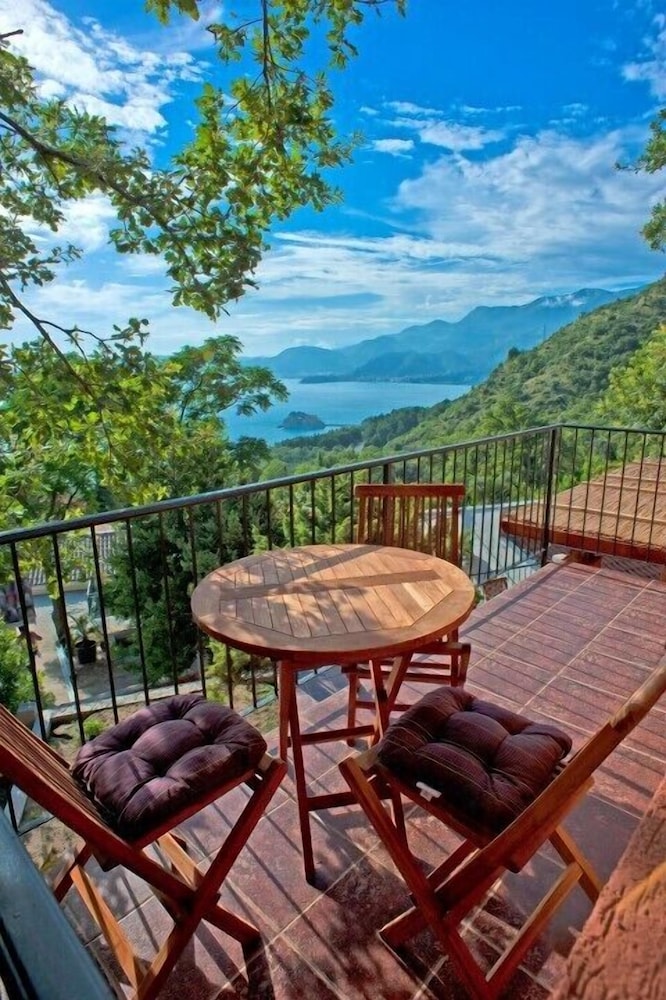Guest House Harmonia