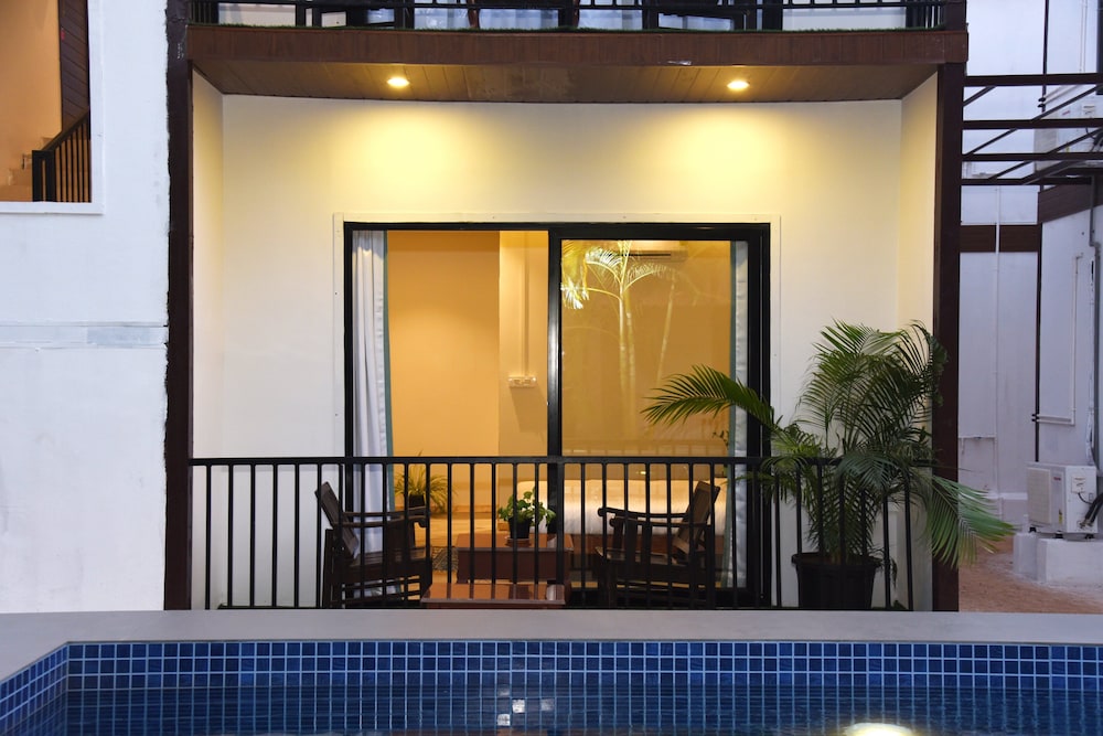Arambol Sweet Lake Resort