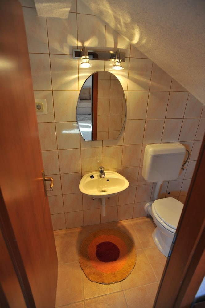 Photo 28