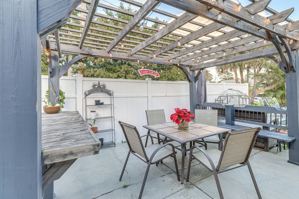 6 Mi to Shore: Vero Beach Family Home