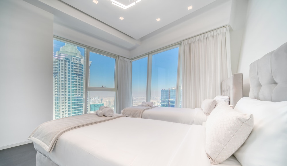 KOHH - 3BR in DAMAC Heights