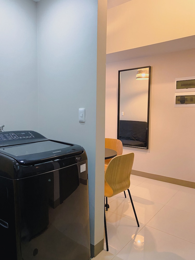 Uptown Park Suites Tower 1