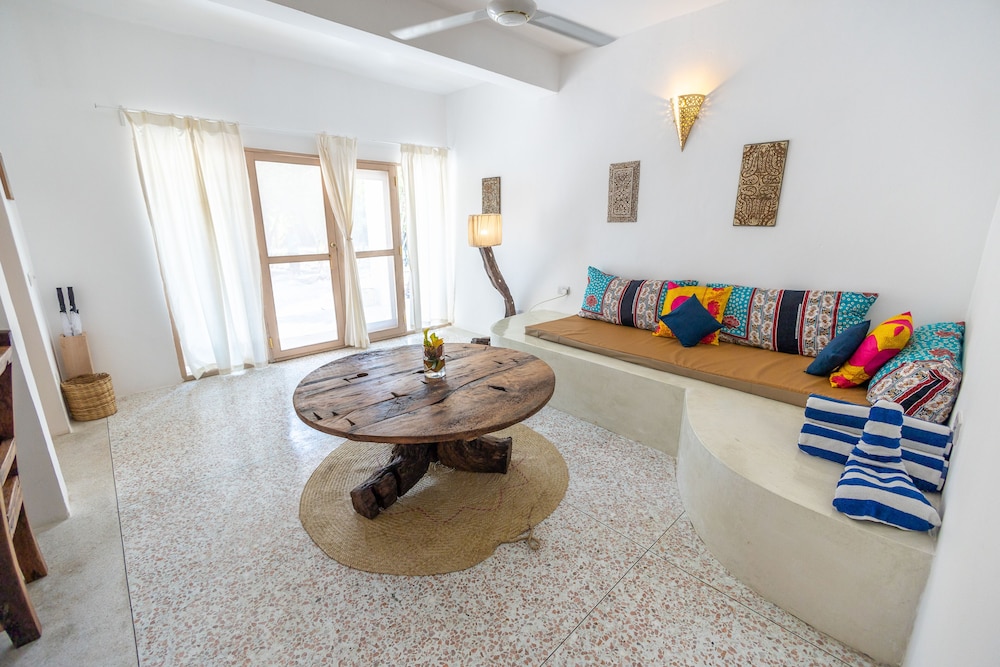 Sharazād Boutique Hotel